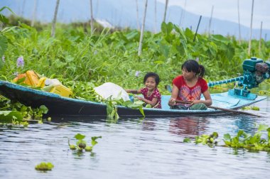 Inle Gölü Myanmar kayan Bahçe 