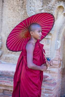 Acemi keşiş bagan Myanmar içinde