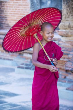 Acemi keşiş bagan Myanmar içinde