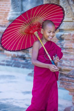 Acemi keşiş bagan Myanmar içinde
