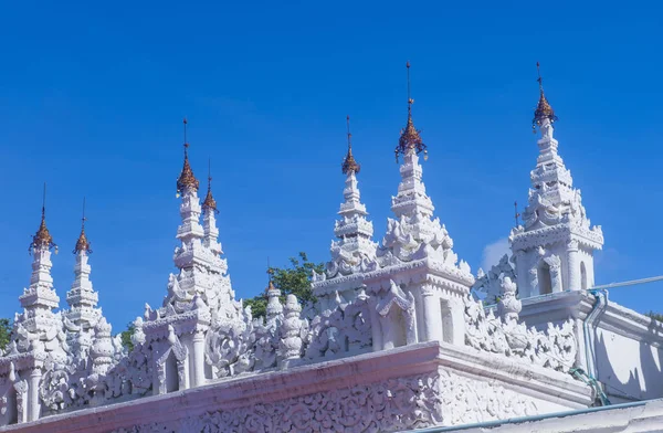 Mahamuni Pagoda in Mandalay , Myanmar — Stock Photo, Image