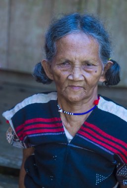 COTU etnik azınlık Vietnam 