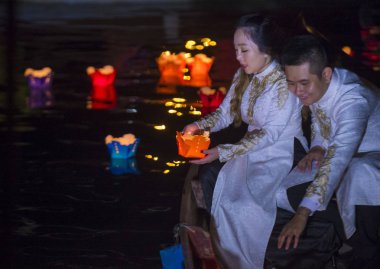 Hoi bir dolunay Lantern Festivali