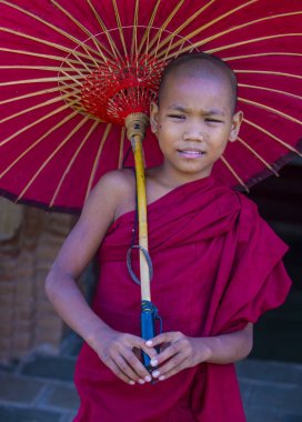 Acemi keşiş bagan Myanmar içinde