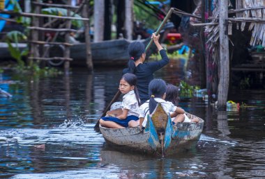 Tonle sap Gölü Kamboçya
