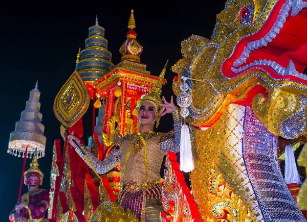 Festival Chiang Mai Yee Peng — Photo