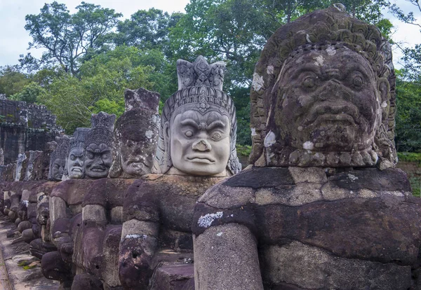 Angkor thom, cambodia