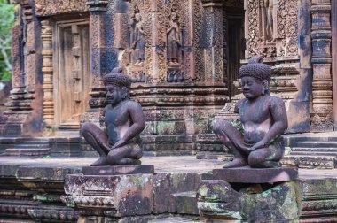 Kamboçya'da Banteay Srei Tapınağı