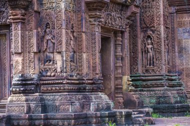 Kamboçya'da Banteay Srei Tapınağı