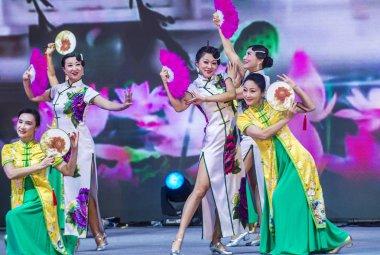 Singapur 2018 nehir Hongbao