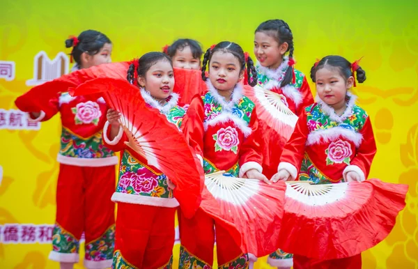 La 14ª feria del templo Tai Kok Tsui en Hong Kong . — Foto de Stock