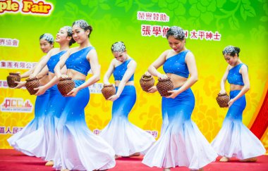 14 Tai Kok Tsui tapınağın içinde Hong Kong Fuarı.