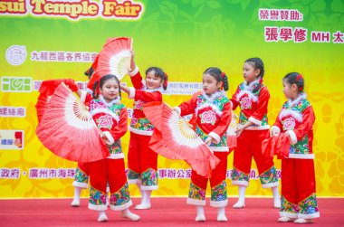 14 Tai Kok Tsui tapınağın içinde Hong Kong Fuarı.