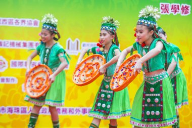 14 Tai Kok Tsui tapınağın içinde Hong Kong Fuarı.
