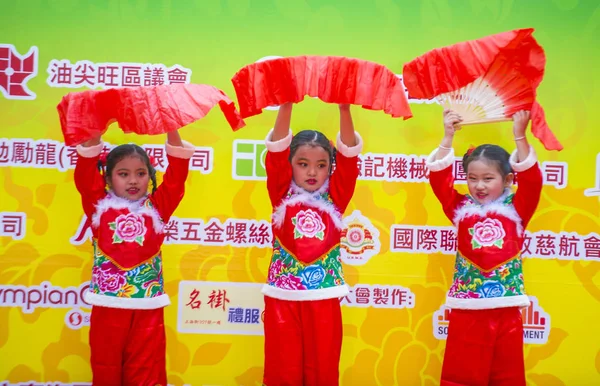 14 Tai Kok Tsui tapınağın içinde Hong Kong Fuarı.