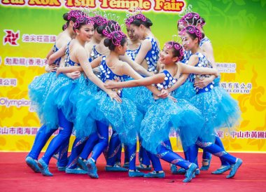 14 Tai Kok Tsui tapınağın içinde Hong Kong Fuarı.