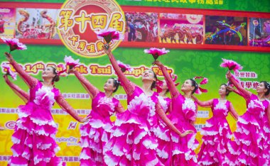14 Tai Kok Tsui tapınağın içinde Hong Kong Fuarı.