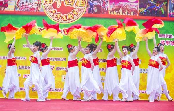 De 14e Tai Kok Tsui tempel beurs in Hong Kong. — Stockfoto