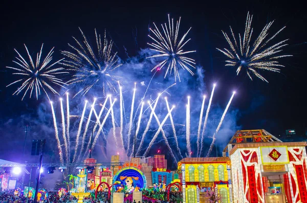 Singapore 2018 River Hongbao — Stock Photo, Image