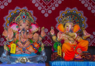  Mumbai Hindistan 'daki Ganesh putu.