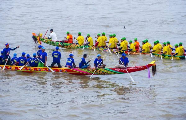 Phnom Penh Festa dell'acqua — Foto Stock