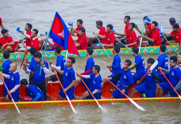 Phnom Penh Vannfestival – stockfoto