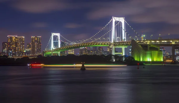 Rainbow bridge in Tokyo Japan — Stock Photo, Image