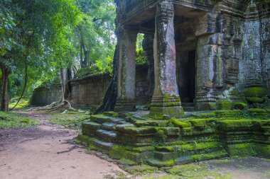 Siem Reap, Kamboçya - 15 Ekim: Ta Prohm Tapınağı Angkor Thom, 15 Ekim 2017 üzerinde Kamboçya Siem Reap, Angkor Thom Khmer İmparatorluğu'nun son ve sermaye city oldu.