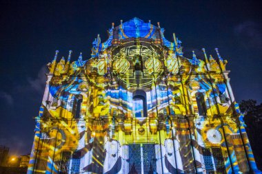 Macau - 29 Aralık: 29 Aralık 2019 'daki yıllık Macau Light festivali sırasında Macau' daki St Pauls Harabeleri cephesinde projeksiyon gösterisi.