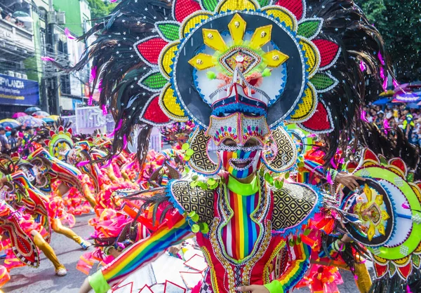 Bacolod Filipinas Oct Participantes Festival Masskara Bacolod Filipinas Octubre 2019 — Foto de Stock