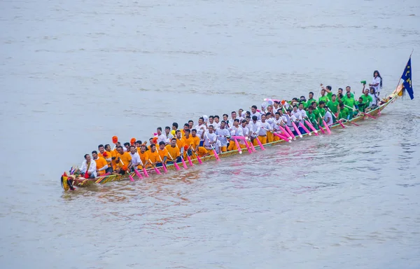 Phnom Penh Cambodia Nov Corrida Barco Rio Tonle Sap Phnom — Fotografia de Stock