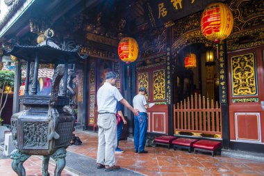 Taipei, Tayvan - Ekim 04: Taipei Tayvan 'daki Dalongdong Baoan Tapınağı, 4 Ekim 2019. Tapınak 1742 'de ahşap bir mabet olarak inşa edildi.