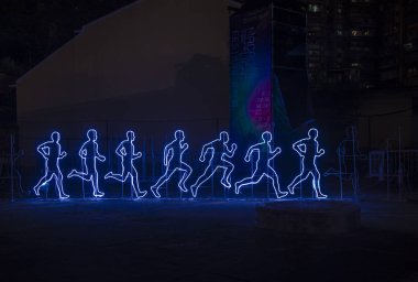 Macau - 29 Aralık 2019 'daki yıllık Macau Light festivali sırasında Macau' da ışık kurulumu.