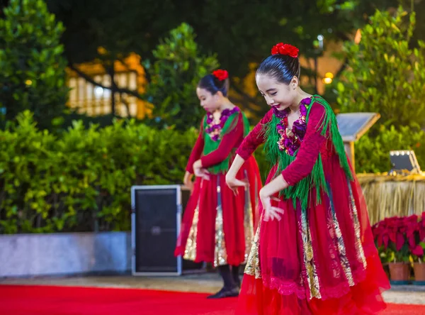 Macau Dec Dansers Treden Het Podium Kerstmarkt Tap Seac Square — Stockfoto