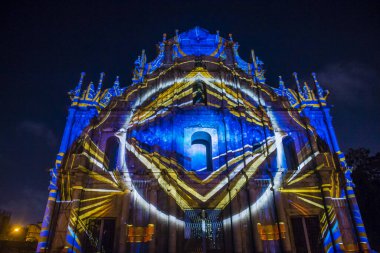 Macau - 29 Aralık: 29 Aralık 2019 'daki yıllık Macau Light festivali sırasında Macau' daki St Pauls Harabeleri cephesinde projeksiyon gösterisi.