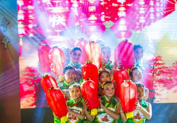 Manila Philippines Jan Chinese Folk Dance Chinatown Manila Philippines Chinese — Stockfoto