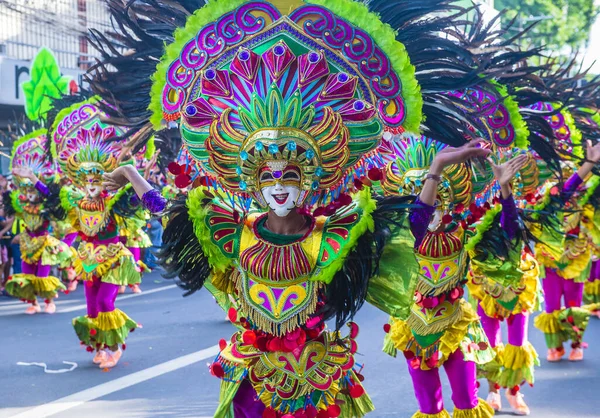 Bacolod Філіппіни Жовтня Учасники Фестивалю Masskara Беколоді Філіппіни Жовтня 2019 — стокове фото