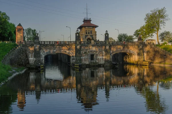 Tarihsel savak Vlatava Nehri, Horin, Çek Cumhuriyeti