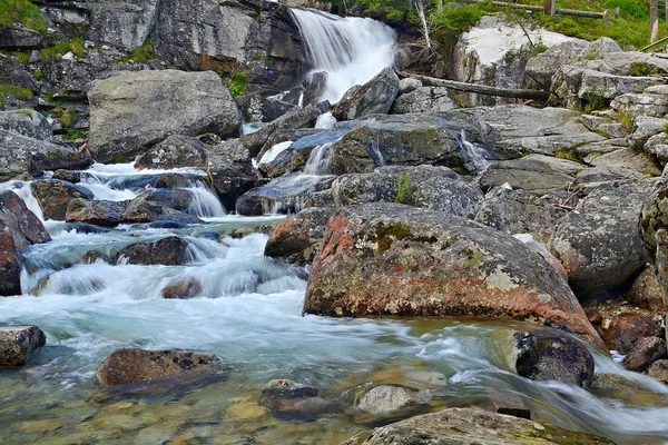 Waterfall on Cold creek, High Tatras, Slovakia — Stock Photo, Image