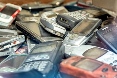 Eski, tarihi cep telefonları grubu. Avrupa