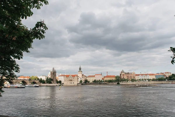 Bahar Prag gezisi Avrupa