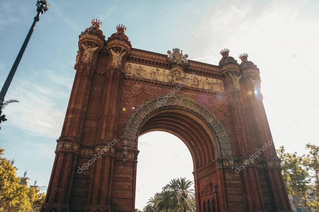 trip to the triumphal arch Barcelona Spain