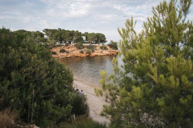 Güzel doğa plajı L 'ampolla