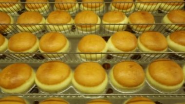 Yağda pişmiş çörekler