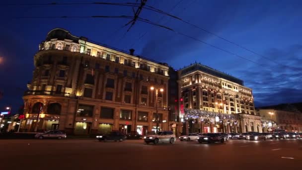 Вечером Кремль и Красная площадь — стоковое видео
