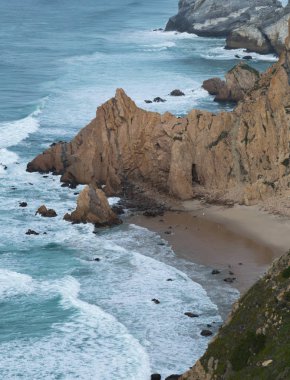 Cabo Da Roca uçurumları