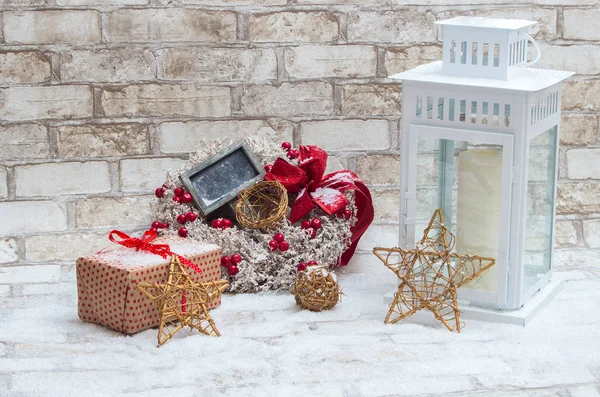 Vánoční věnec, dárkové, dekorativní světla pro dekorace — Stock fotografie