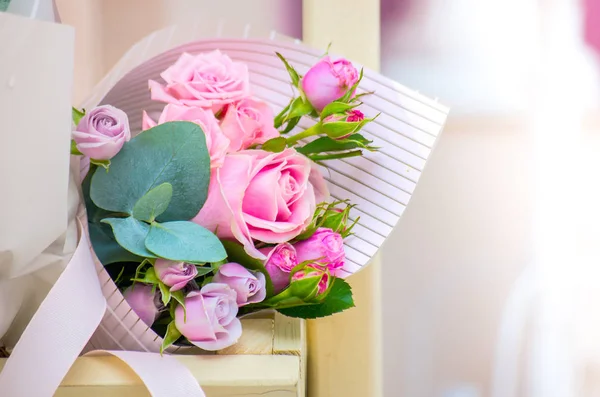 Bouquet of flowers a composition of roses . — Stock Photo, Image