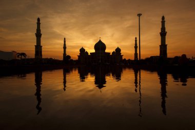 Sunset at Annur Mosque  clipart