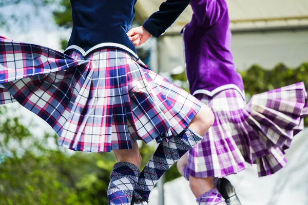 Highland-Tänzerin bei Highland Games in Schottland — Stockfoto